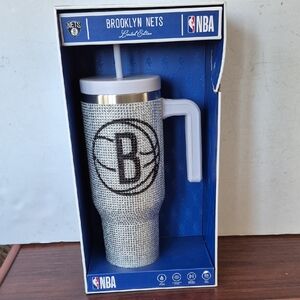 NBA Brooklyn Nets Silver and Black Tumbler. Limited Edition NBA Bling New .